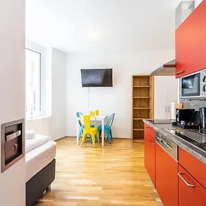 Feelgood Smartliving | Contactless Check-in Aparthotel