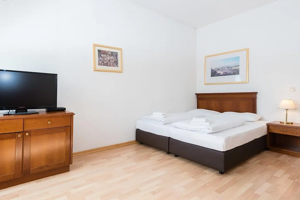 Aldano Apartments Vienna 3*,