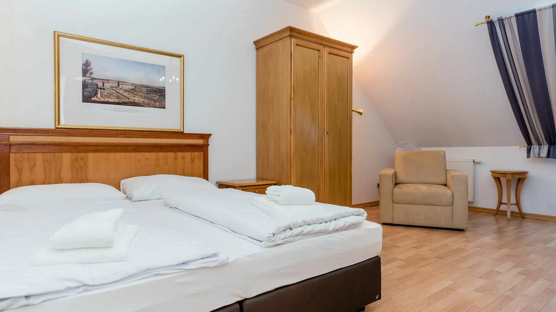 Aldano Apartments Vienna 3*,