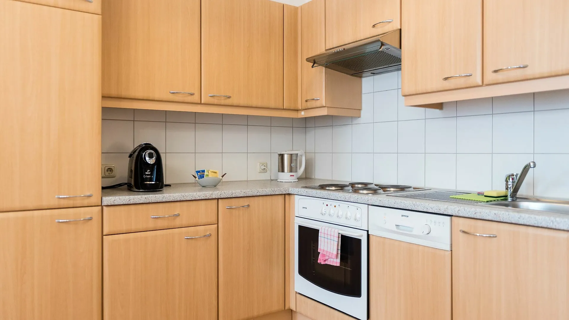 Aldano Apartments Vienna 3*,